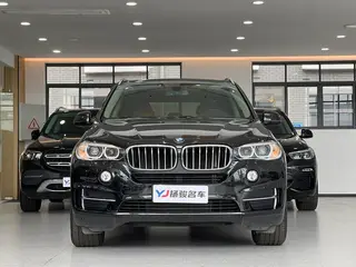 BMW X5 2018 xDrive35i Estilo elegante exterior foto 2 BMW X5 2018 xDrive35i Estilo elegante exterior foto 2