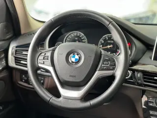 BMW X5 2018 xDrive35i Estilo elegante exterior foto 7 BMW X5 2018 xDrive35i Estilo elegante exterior foto 7