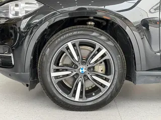 BMW X5 2018 xDrive35i Estilo elegante interior foto 15 BMW X5 2018 xDrive35i Estilo elegante interior foto 15