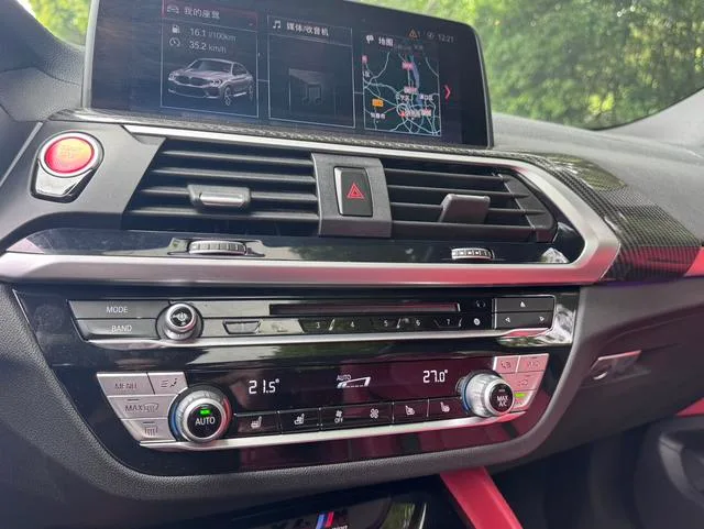 BMW X4 M 2019 X4 M Versión Thunder interior foto 18 BMW X4 M 2019 X4 M Versión Thunder interior foto 18