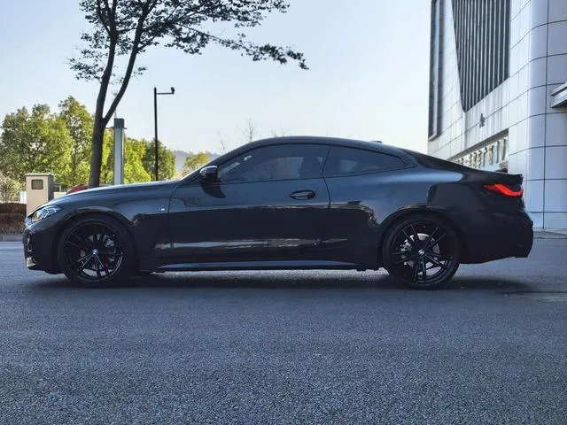 BMW 4 Series 2023 425i M Sports Night Suit exterior photo 4 BMW 4 Series 2023 425i M Sports Night Suit exterior photo 4