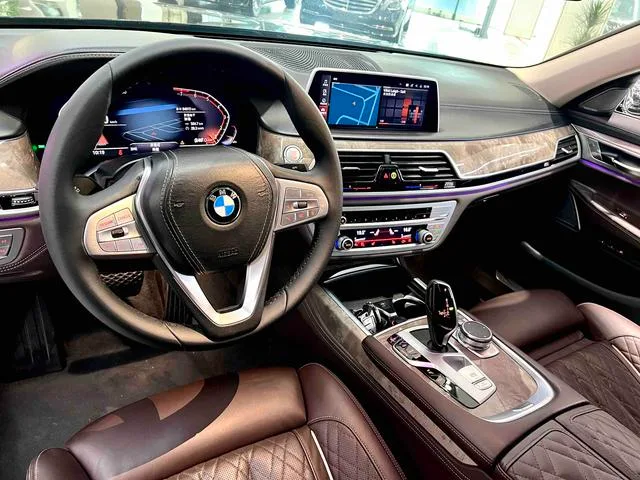 BMW 7 Series 2019 740Li Leading Type Luxury Set exterior photo 5 BMW 7 Series 2019 740Li Leading Type Luxury Set exterior photo 5