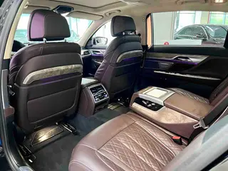 BMW 7 Series 2019 740Li Leading Type Luxury Set interior photo 8 BMW 7 Series 2019 740Li Leading Type Luxury Set interior photo 8