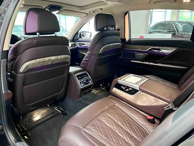 BMW 7 Series 2019 740Li Leading Type Luxury Set interior photo 8 BMW 7 Series 2019 740Li Leading Type Luxury Set interior photo 8