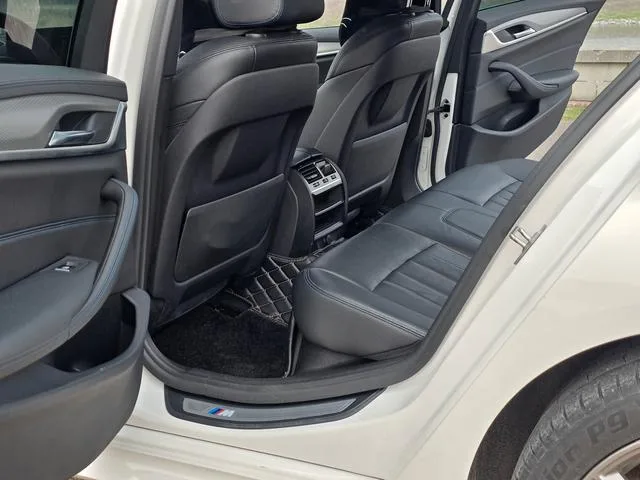 BMW 5 Series 2018 525i M Conjunto deportivo exterior foto 8 BMW 5 Series 2018 525i M Conjunto deportivo exterior foto 8