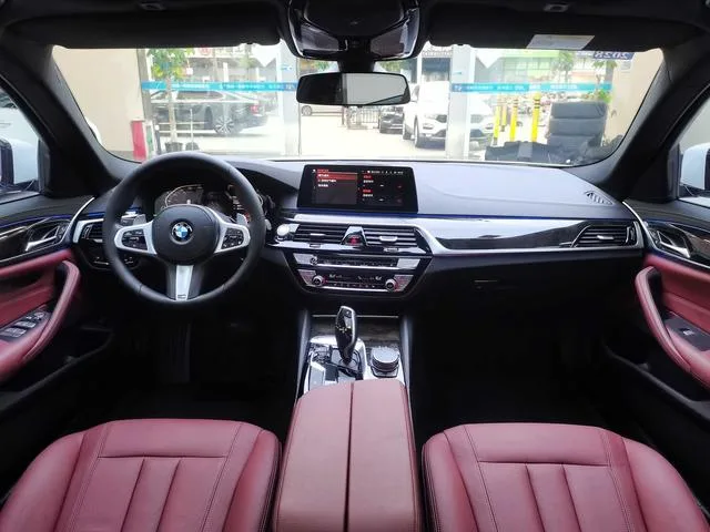 BMW 5 Series 2020 530Li Leading Type M Sports suit exterior photo 9 BMW 5 Series 2020 530Li Leading Type M Sports suit exterior photo 9