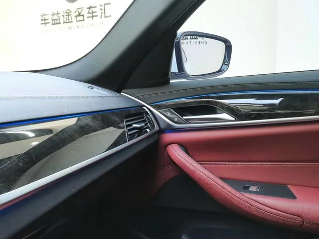 BMW 5 Series 2020 530Li Leading Type M Sports suit interior photo 13 BMW 5 Series 2020 530Li Leading Type M Sports suit interior photo 13