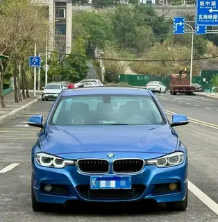 BMW 3 Series 2019 320Li M Traje de lujo exterior foto 2 BMW 3 Series 2019 320Li M Traje de lujo exterior foto 2
