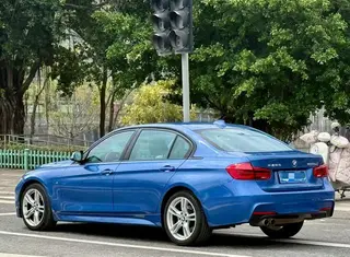 BMW 3 Series 2019 320Li M Traje de lujo interior foto 8 BMW 3 Series 2019 320Li M Traje de lujo interior foto 8