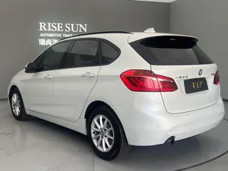 BMW 2 Series Touring 2016 218i Fashionable interior photo 7