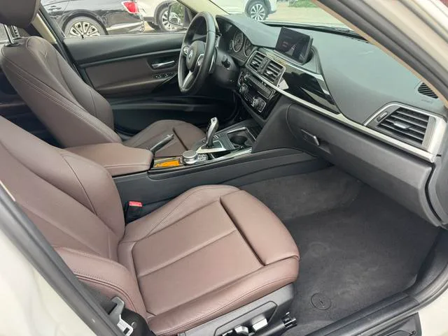 BMW 3 Series 2018 320Li Leading Type M Sports suit interior photo 15 BMW 3 Series 2018 320Li Leading Type M Sports suit interior photo 15