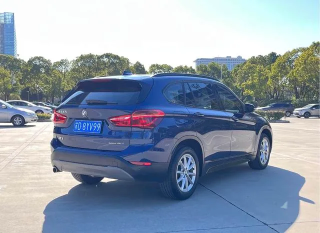 BMW X1 2019 sDrive18Li Style tendance extérieur photo 7 BMW X1 2019 sDrive18Li Style tendance extérieur photo 7