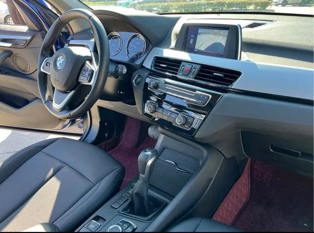 BMW X1 2019 sDrive18Li Style tendance intérieur photo 15 BMW X1 2019 sDrive18Li Style tendance intérieur photo 15