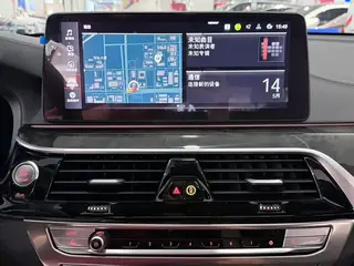 BMW 6 Series GT 2022 630i M Conjunto deportivo interior foto 13