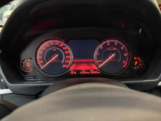 BMW 3 Series 2019 320Li Estilo de moda exterior foto 2 BMW 3 Series 2019 320Li Estilo de moda exterior foto 2