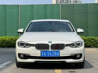 BMW 3 Series 2019 320Li Estilo de moda exterior foto 3 BMW 3 Series 2019 320Li Estilo de moda exterior foto 3