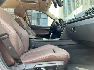 BMW 3 Series 2019 320Li Estilo de moda exterior foto 6 BMW 3 Series 2019 320Li Estilo de moda exterior foto 6