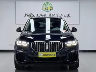 BMW X5 2021 xDrive40i M Conjunto deportivo exterior foto 3 BMW X5 2021 xDrive40i M Conjunto deportivo exterior foto 3
