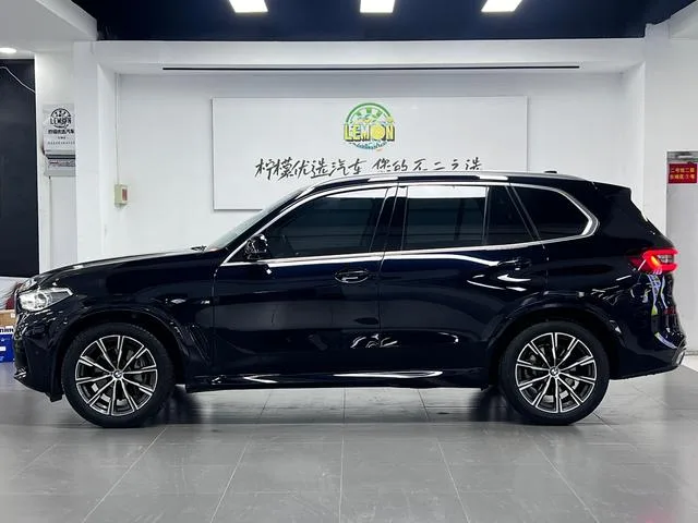 BMW X5 2021 xDrive40i M Conjunto deportivo exterior foto 7 BMW X5 2021 xDrive40i M Conjunto deportivo exterior foto 7