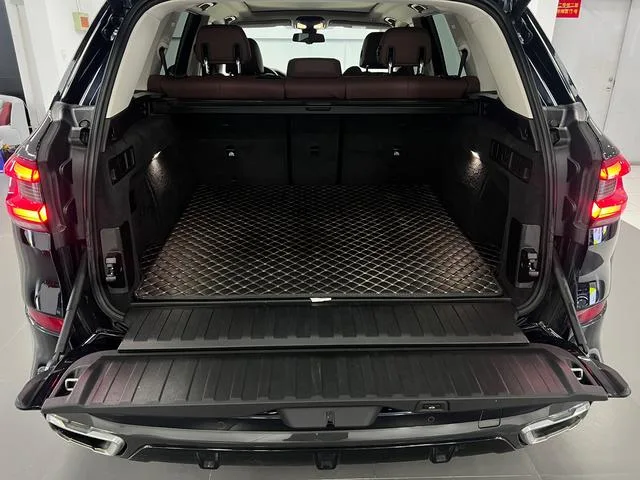 BMW X5 2021 xDrive40i M Conjunto deportivo interior foto 16 BMW X5 2021 xDrive40i M Conjunto deportivo interior foto 16