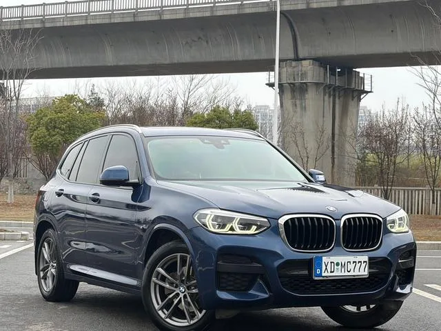 BMW X3 2019 xDrive28i M Sports suit exterior photo 3 BMW X3 2019 xDrive28i M Sports suit exterior photo 3