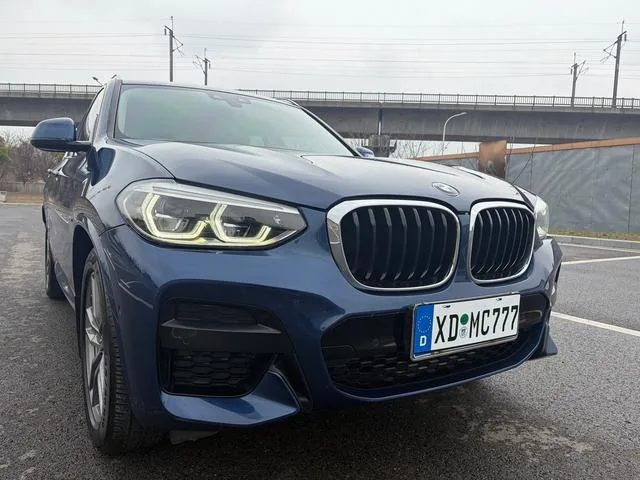 BMW X3 2019 xDrive28i M Sports suit exterior photo 4 BMW X3 2019 xDrive28i M Sports suit exterior photo 4