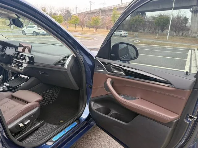 BMW X3 2019 xDrive28i M Sports suit interior photo 11 BMW X3 2019 xDrive28i M Sports suit interior photo 11