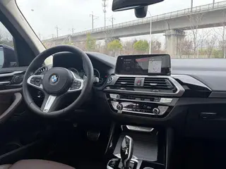 BMW X3 2019 xDrive28i M Sports suit interior photo 14 BMW X3 2019 xDrive28i M Sports suit interior photo 14