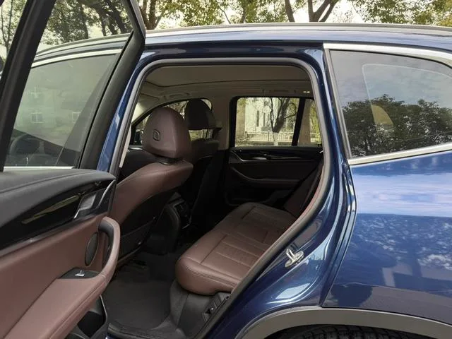 BMW X3 2019 xDrive25i Traje de lujo interior foto 8 BMW X3 2019 xDrive25i Traje de lujo interior foto 8