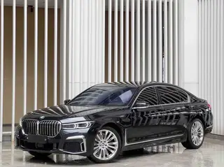 BMW 7 Series 2019 M760Li xDrive V12 Ensemble de luxe extérieur photo 1 BMW 7 Series 2019 M760Li xDrive V12 Ensemble de luxe extérieur photo 1