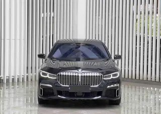 BMW 7 Series 2019 M760Li xDrive V12 Ensemble de luxe extérieur photo 2 BMW 7 Series 2019 M760Li xDrive V12 Ensemble de luxe extérieur photo 2