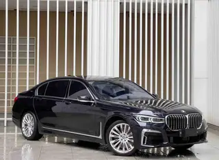 BMW 7 Series 2019 M760Li xDrive V12 Ensemble de luxe extérieur photo 3 BMW 7 Series 2019 M760Li xDrive V12 Ensemble de luxe extérieur photo 3