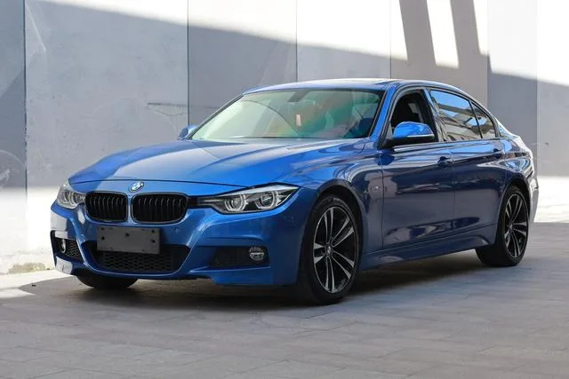 BMW 3 Series 2019 320Li M Ensemble de sport extérieur photo 1 BMW 3 Series 2019 320Li M Ensemble de sport extérieur photo 1