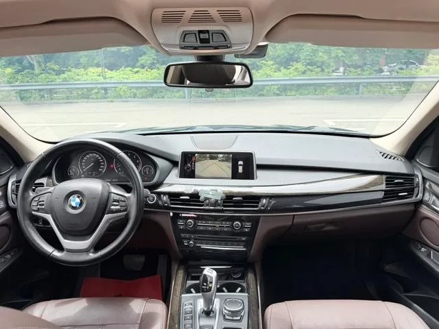 BMW X5 2014 xDrive35i Luxury type interior photo 11