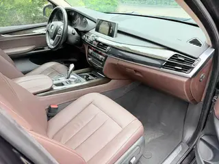 BMW X5 2014 xDrive35i Luxury type interior photo 13