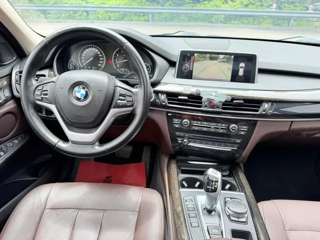 BMW X5 2014 xDrive35i Luxury type interior photo 16