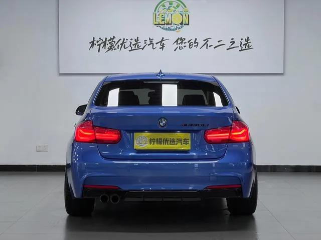BMW 3 Series 2018 320Li M Edición nocturna deportiva exterior foto 5 BMW 3 Series 2018 320Li M Edición nocturna deportiva exterior foto 5