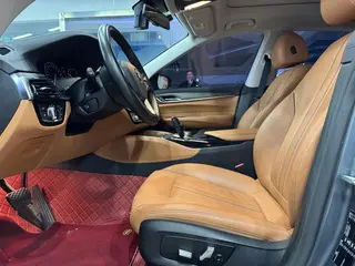 BMW 6 Series GT 2019 630i Luxury Design Set interior photo 11 BMW 6 Series GT 2019 630i Luxury Design Set interior photo 11