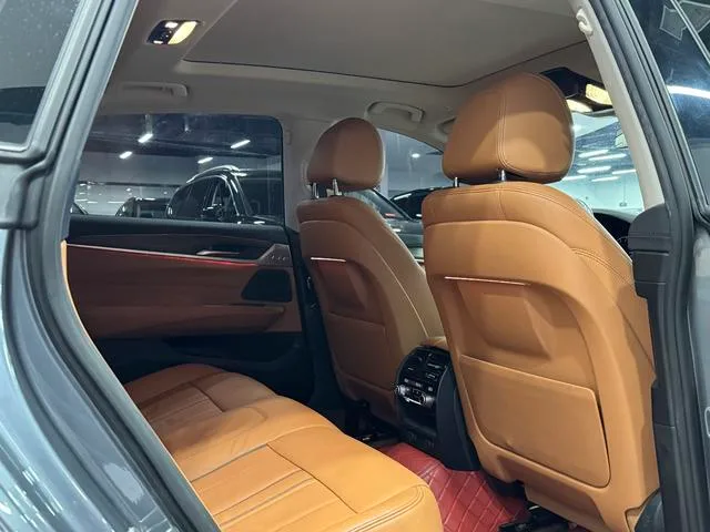BMW 6 Series GT 2019 630i Luxury Design Set interior photo 16 BMW 6 Series GT 2019 630i Luxury Design Set interior photo 16