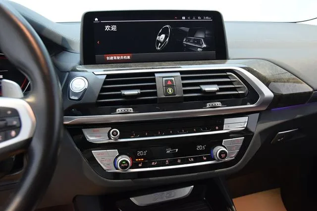 BMW X3 2021 xDrive30i Leading Type M Sports suit interior photo 14 BMW X3 2021 xDrive30i Leading Type M Sports suit interior photo 14
