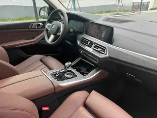 BMW X5 2020 xDrive40i M Ensemble de sport intérieur photo 13 BMW X5 2020 xDrive40i M Ensemble de sport intérieur photo 13
