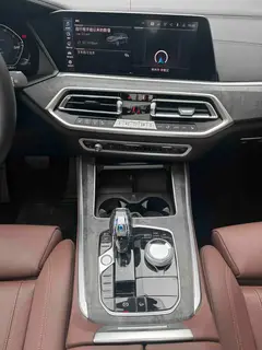 BMW X5 2020 xDrive40i M Ensemble de sport intérieur photo 15 BMW X5 2020 xDrive40i M Ensemble de sport intérieur photo 15