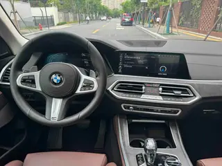 BMW X5 2020 xDrive40i M Ensemble de sport intérieur photo 16 BMW X5 2020 xDrive40i M Ensemble de sport intérieur photo 16