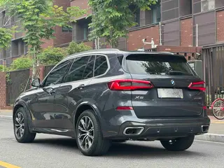 BMW X5 2020 xDrive40i M Ensemble de sport intérieur photo 17 BMW X5 2020 xDrive40i M Ensemble de sport intérieur photo 17