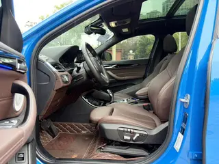 BMW X2 2021 sDrive25i Tipo de lujo M Traje todoterreno interior foto 7 BMW X2 2021 sDrive25i Tipo de lujo M Traje todoterreno interior foto 7