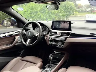 BMW X2 2021 sDrive25i Tipo de lujo M Traje todoterreno interior foto 11 BMW X2 2021 sDrive25i Tipo de lujo M Traje todoterreno interior foto 11