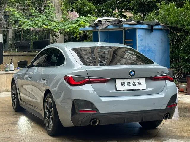 BMW 4 Series 2023 425i M Conjunto deportivo interior foto 9 BMW 4 Series 2023 425i M Conjunto deportivo interior foto 9