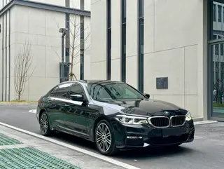 BMW 5 Series 2018 Restyling 530Li Premium Class M Sports suit exterior photo 3 BMW 5 Series 2018 Restyling 530Li Premium Class M Sports suit exterior photo 3
