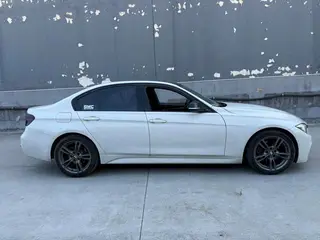 BMW 3 Series 2018 320i M Edición nocturna deportiva exterior foto 5 BMW 3 Series 2018 320i M Edición nocturna deportiva exterior foto 5