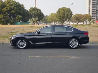 BMW 5 Series 2018 Restyling 530Li xDrive Luxury Set exterior photo 4 BMW 5 Series 2018 Restyling 530Li xDrive Luxury Set exterior photo 4